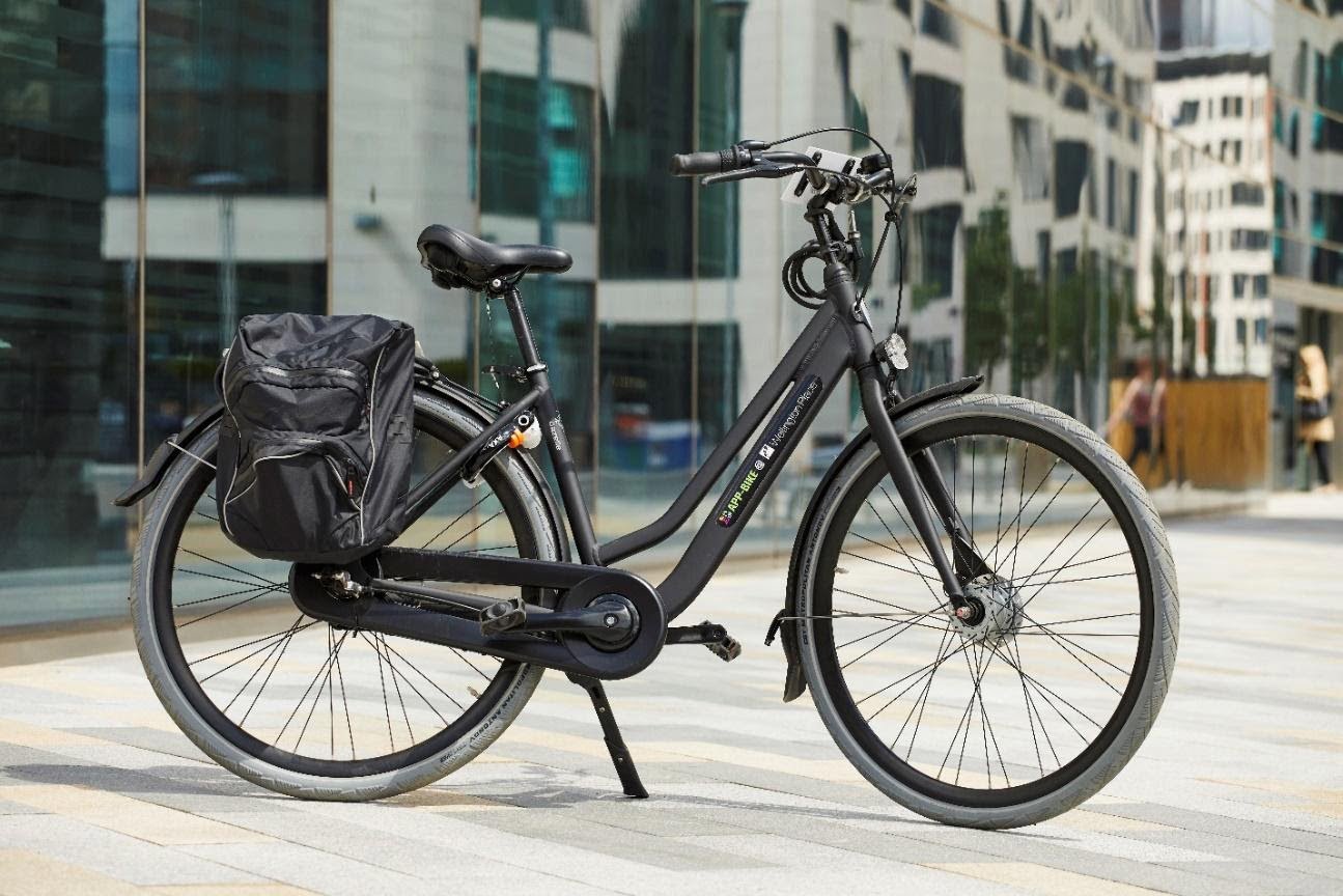 Wellington Place Bike