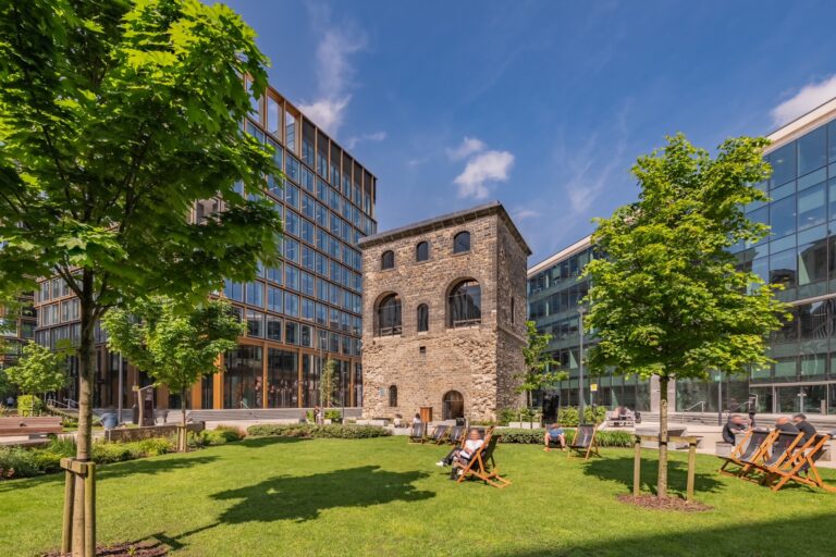 Wagon Lifting Hoist Mini Museum Wellington Place